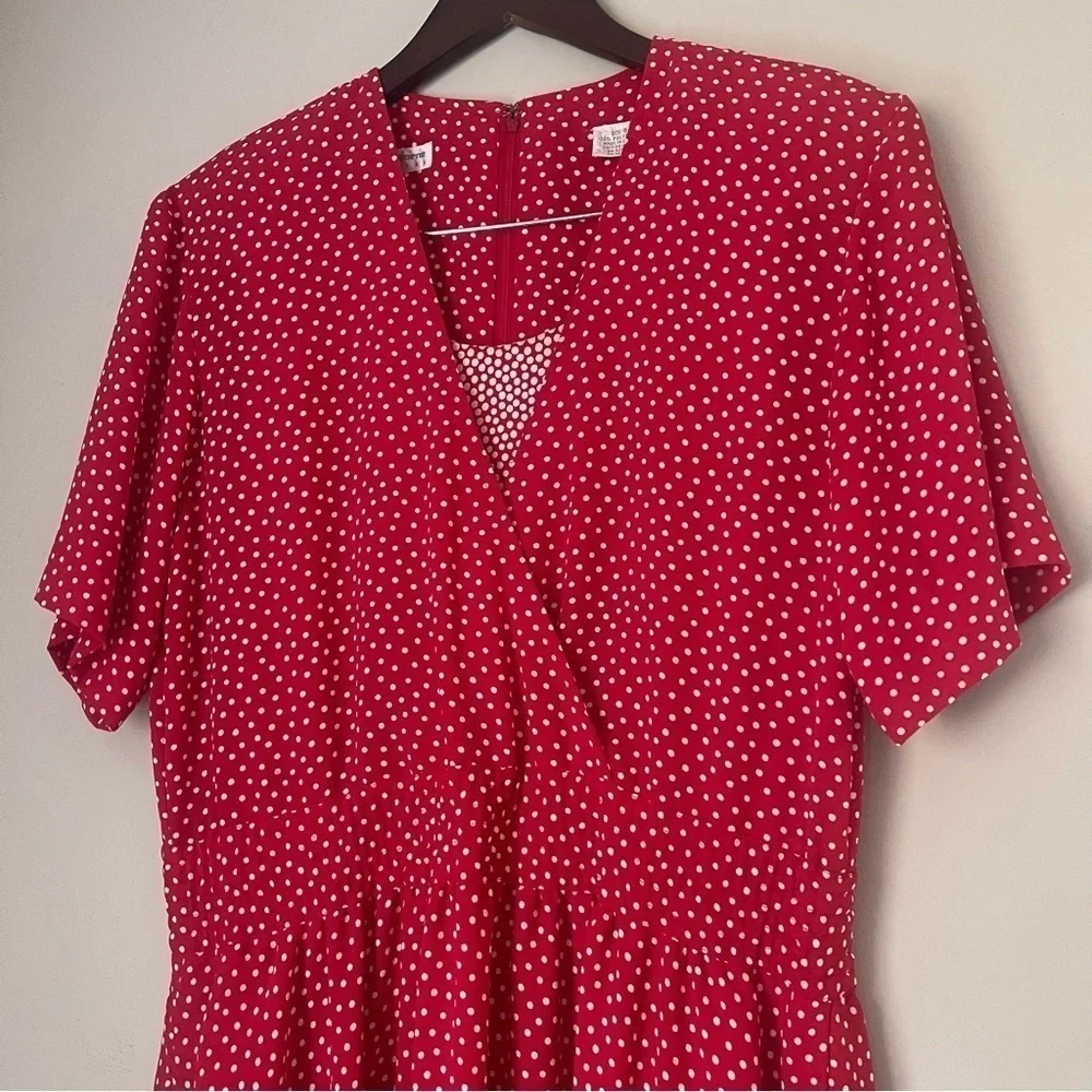 Liz Claiborne | Red and White Maxi w/ shoulder pads | size 6